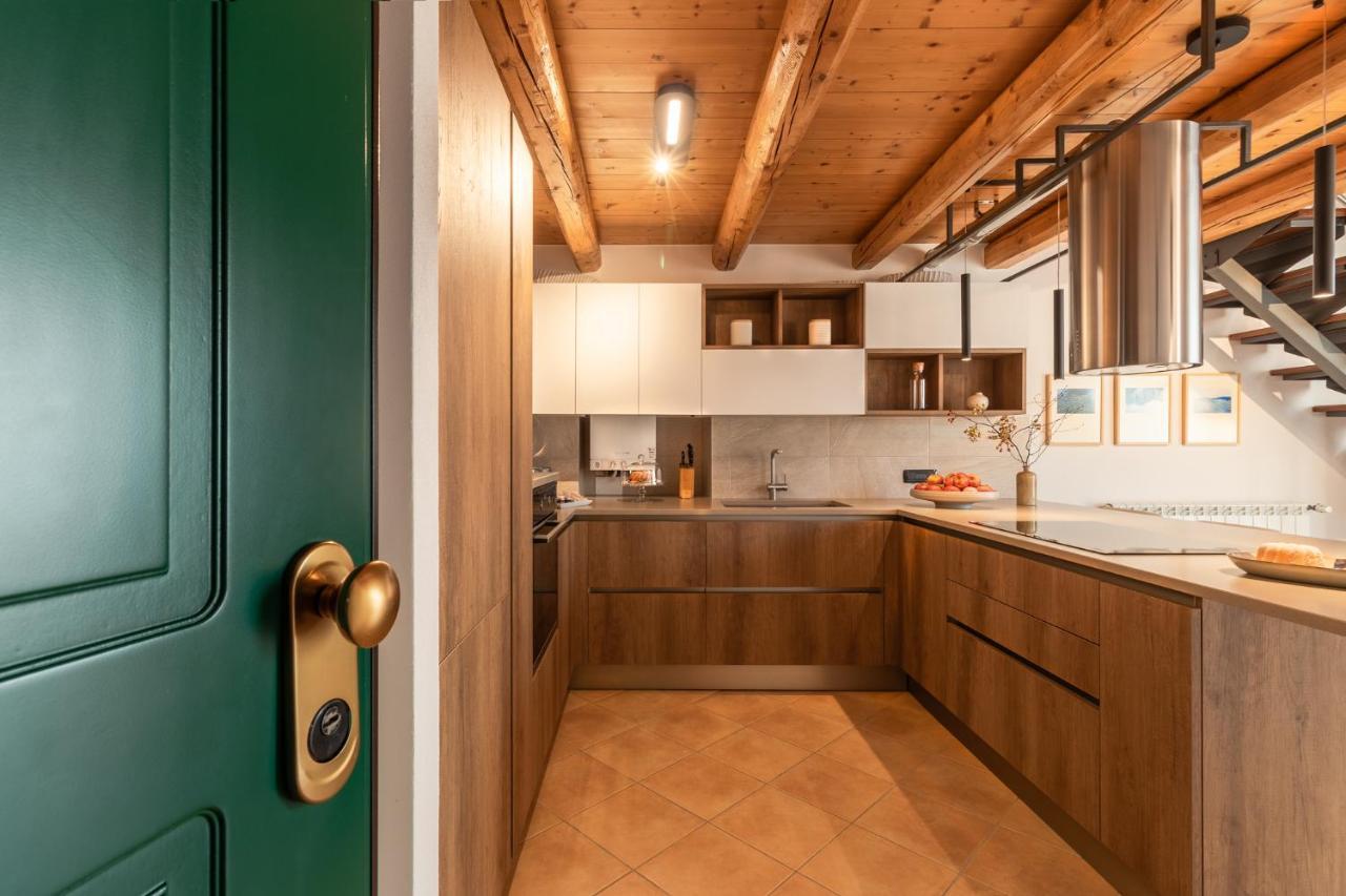 Casa Del Borgo "Aria & Acqua" Sul Lago Maggiore Maccagno Eksteriør billede