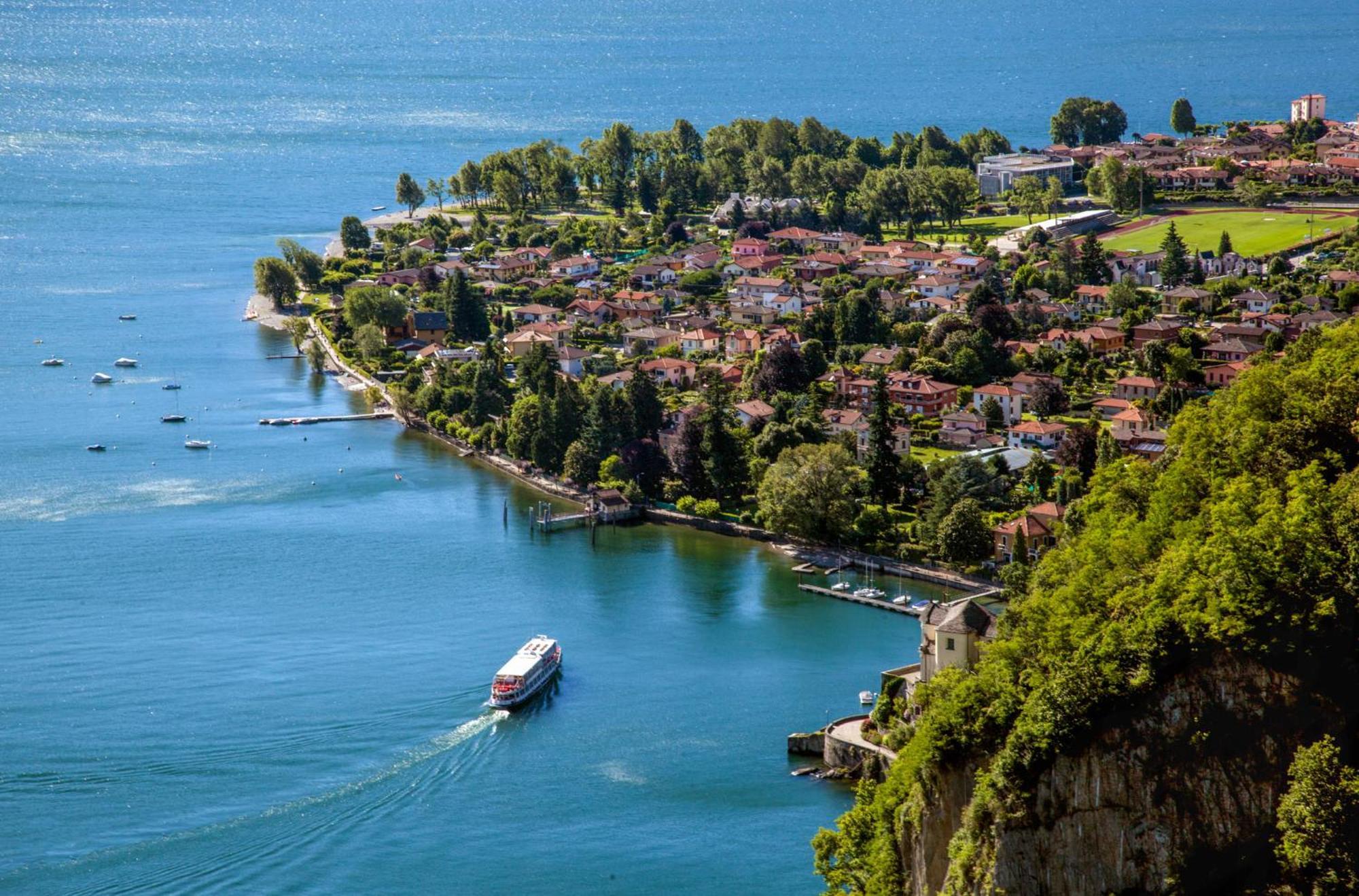 Casa Del Borgo "Aria & Acqua" Sul Lago Maggiore Maccagno Eksteriør billede
