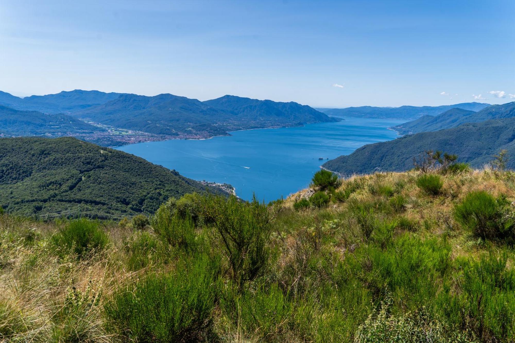 Casa Del Borgo "Aria & Acqua" Sul Lago Maggiore Maccagno Eksteriør billede