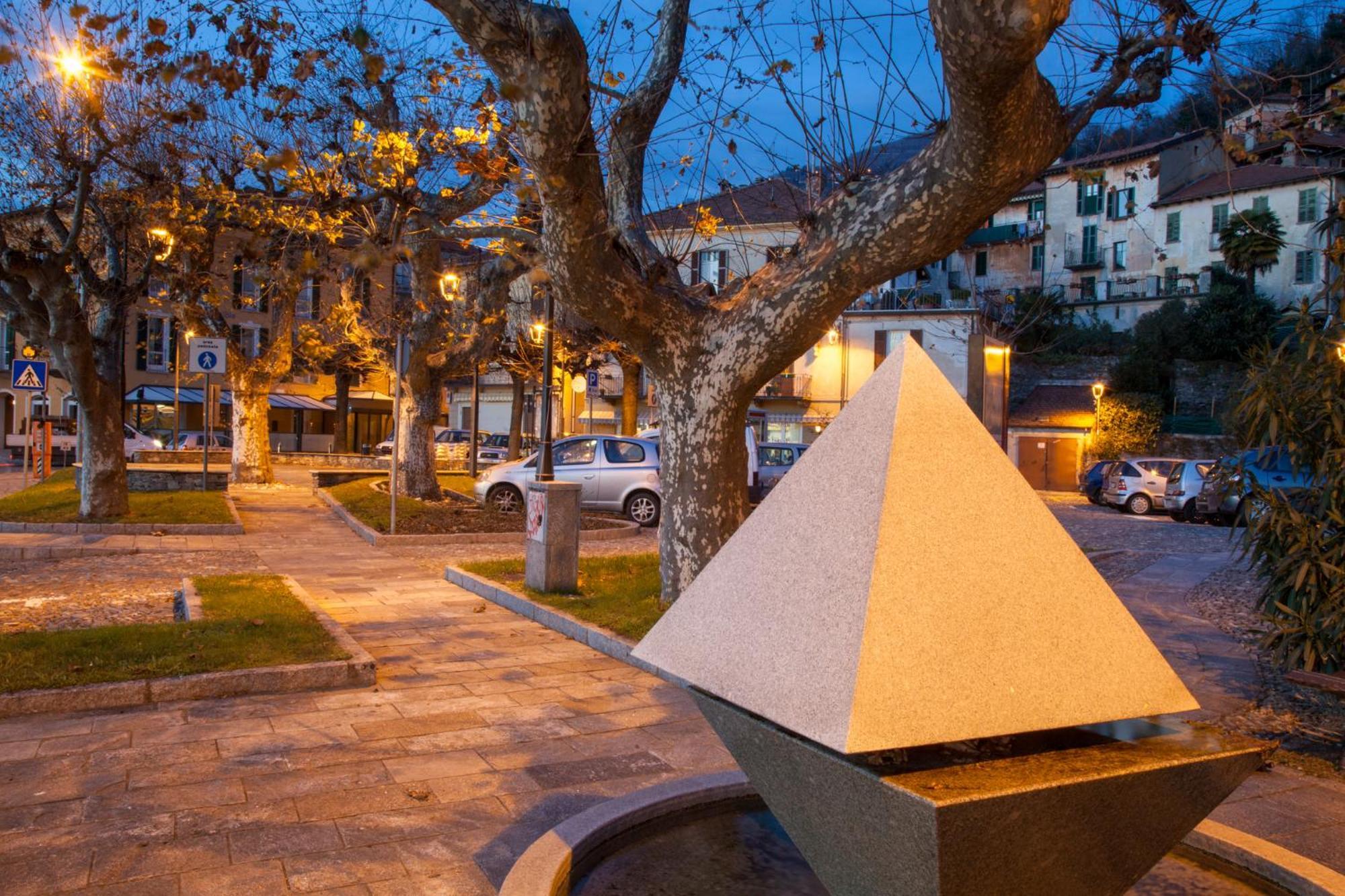 Casa Del Borgo "Aria & Acqua" Sul Lago Maggiore Maccagno Eksteriør billede