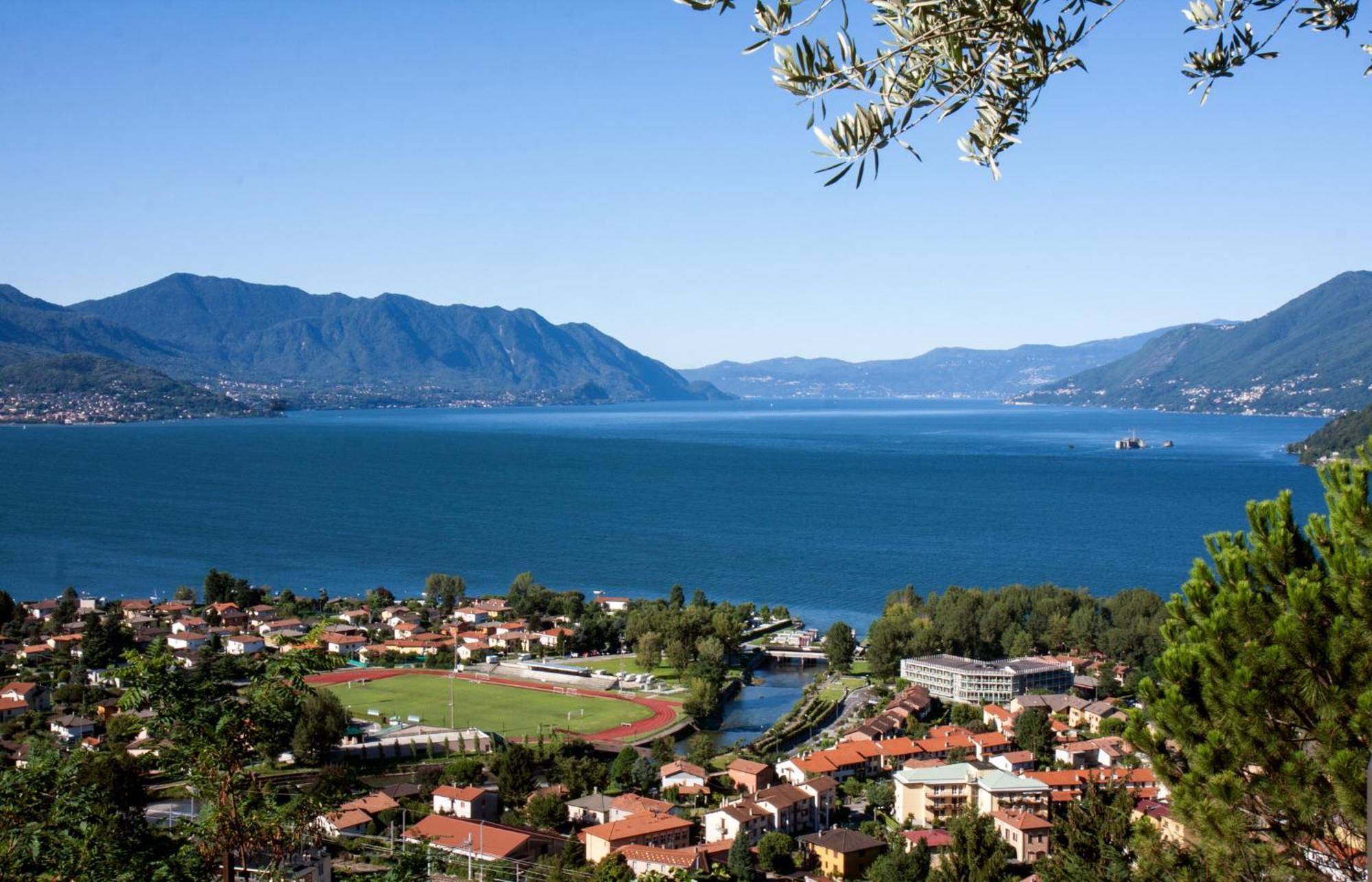 Casa Del Borgo "Aria & Acqua" Sul Lago Maggiore Maccagno Eksteriør billede